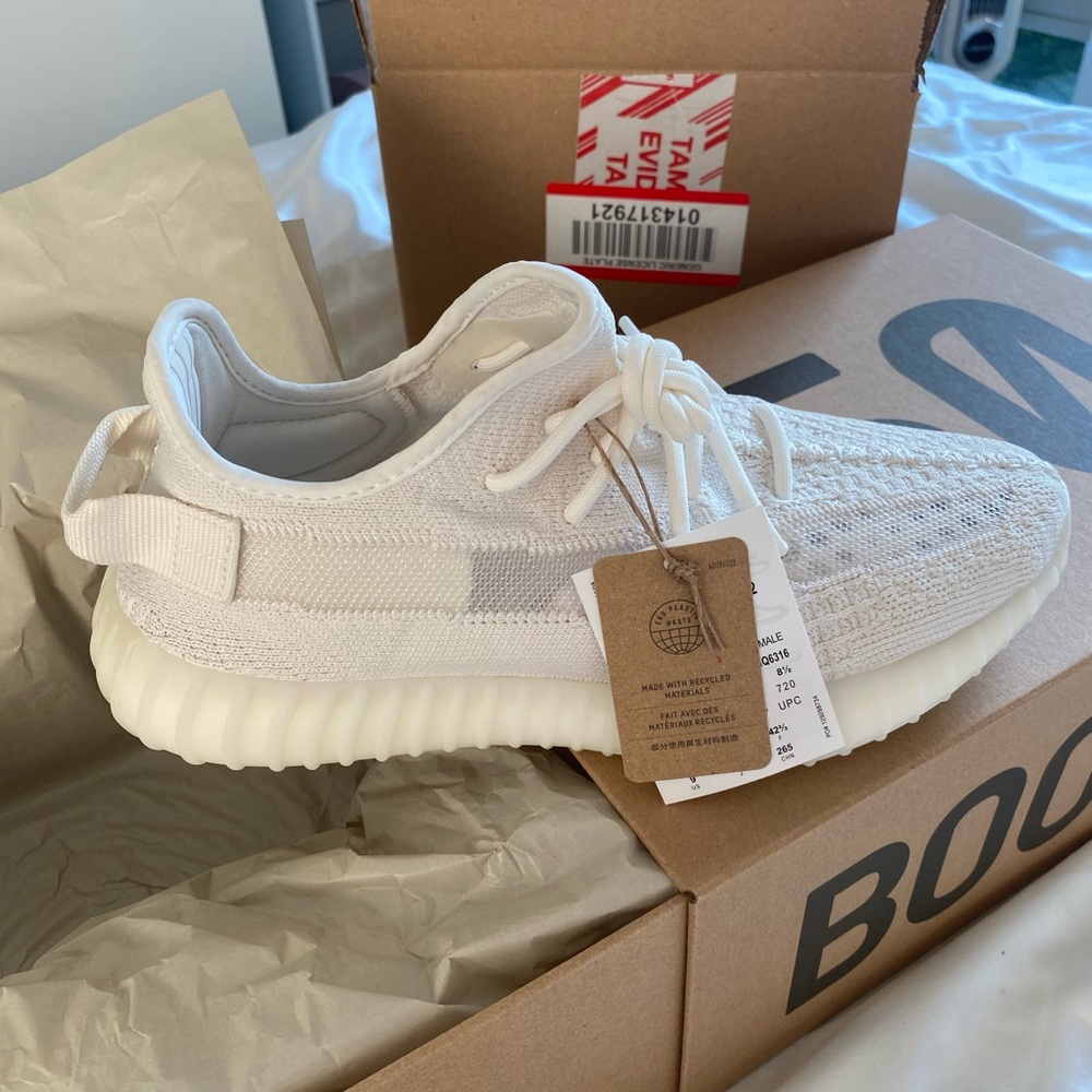 Brand New Yeezy Boost 350 V2